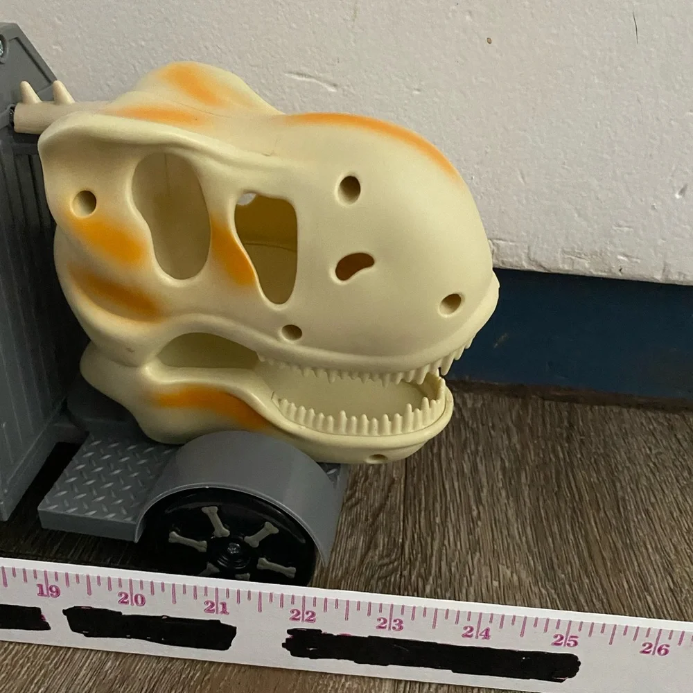 N/A dinosaur truck